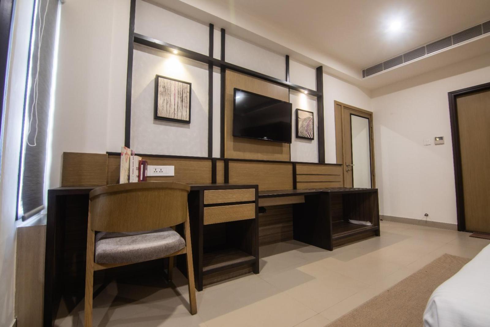 Purple Cloud Hotel Devanahalli Exterior photo