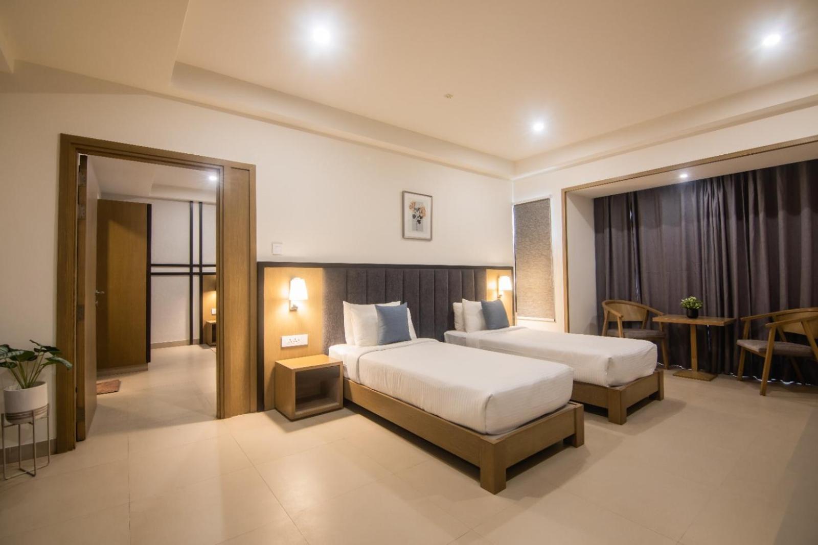 Purple Cloud Hotel Devanahalli Exterior photo