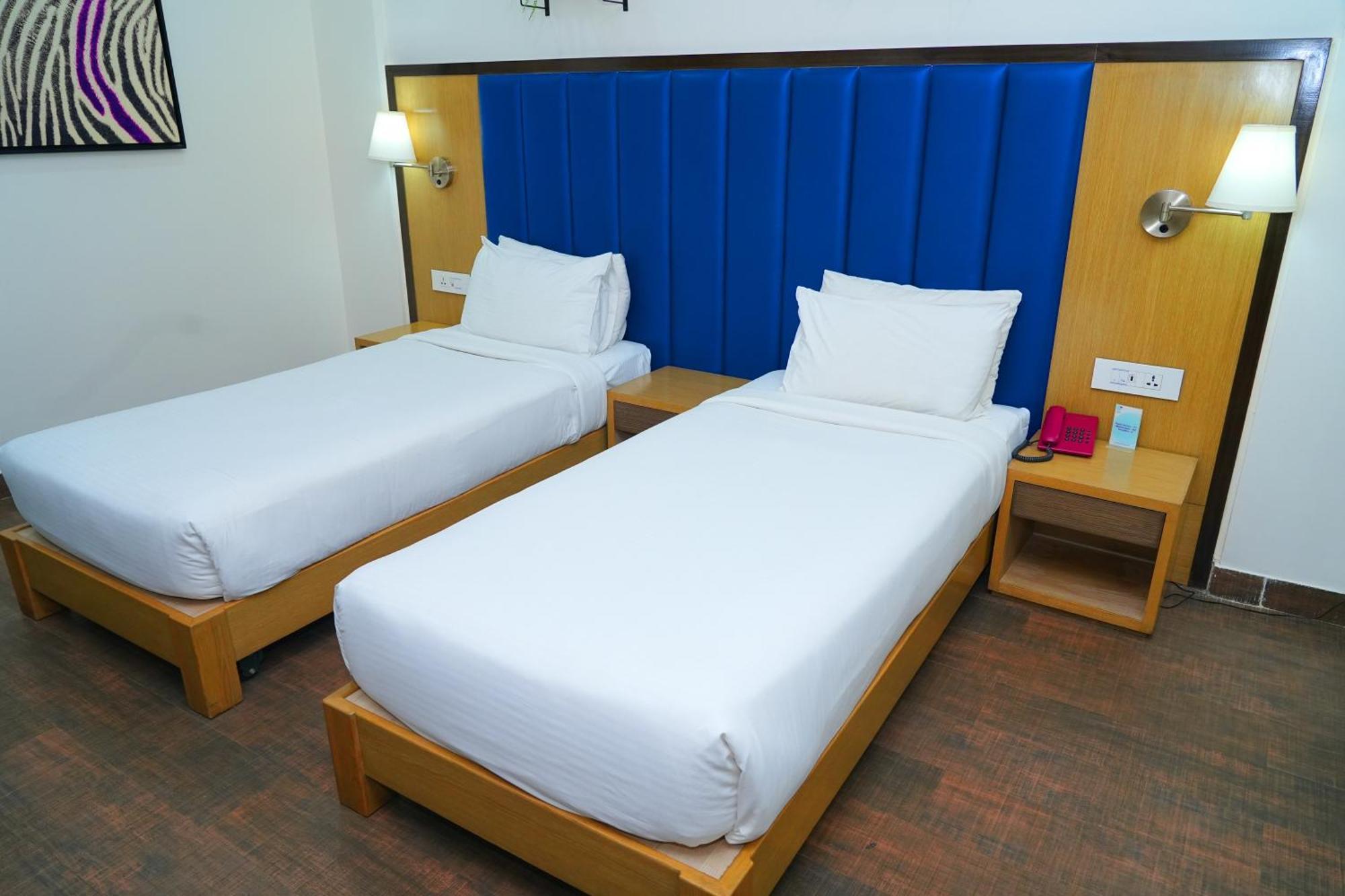Purple Cloud Hotel Devanahalli Exterior photo
