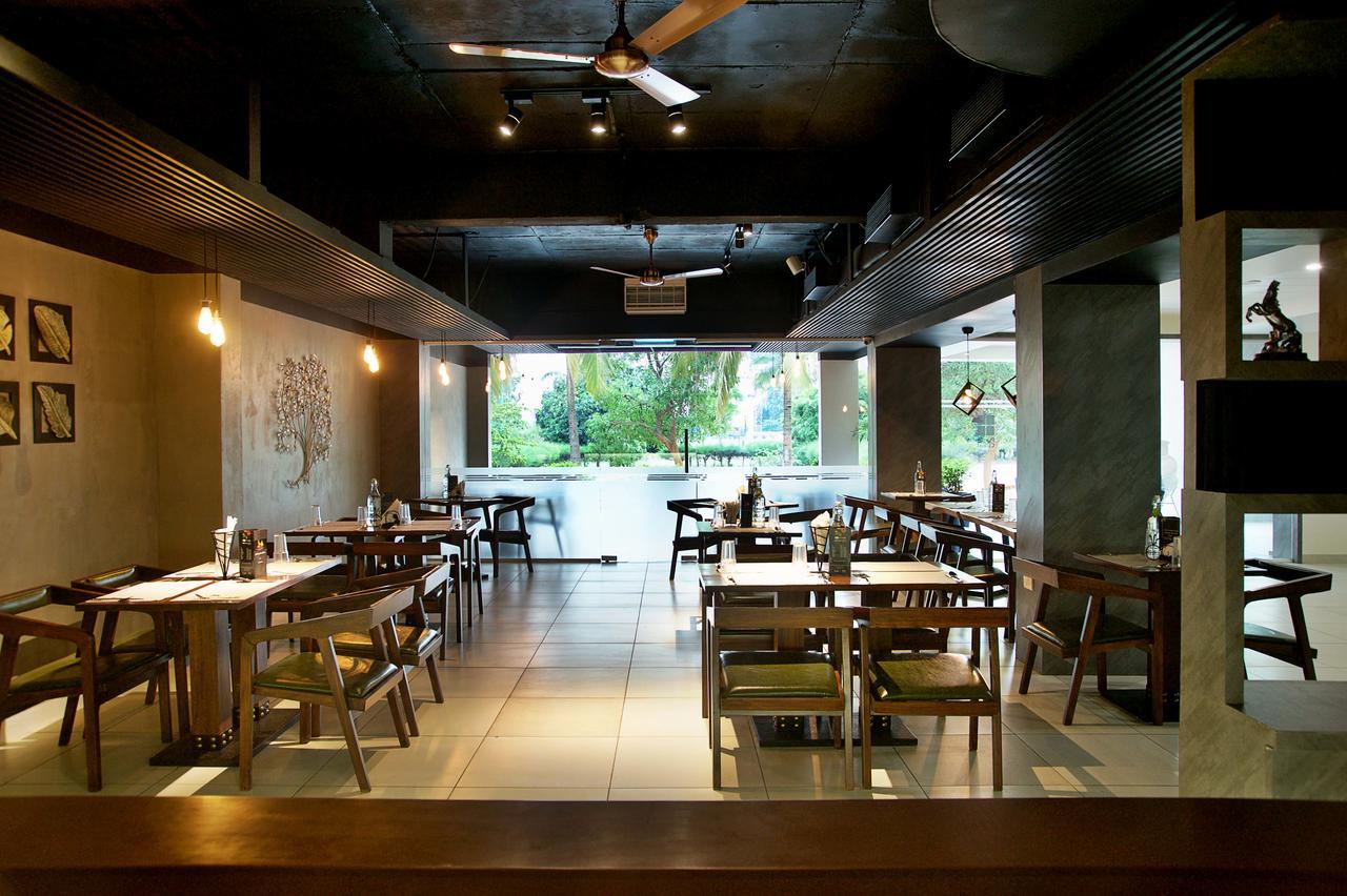 Purple Cloud Hotel Devanahalli Exterior photo